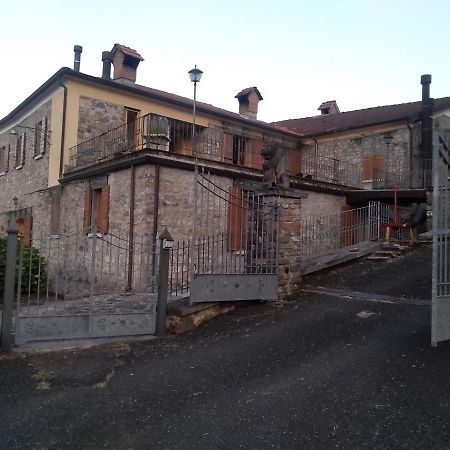Locazione Turistica La Ca Gialla Apartment Pontremoli Exterior photo